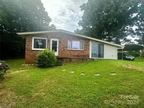 1453 19th Ne St NE, Hickory, NC 28601