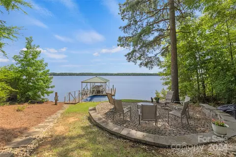 1225 Brunson Rd, Fort Lawn, SC 29714