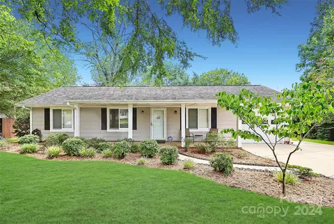 12010 Charing Grove Ln, Charlotte, NC 28273