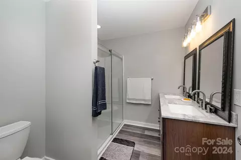 Bath - 1486 Hillcrest Ave, Lancaster, SC 29720 photo 1 of 1