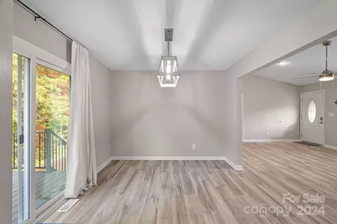 7505 Sarah Dr, Denver, NC 28037 photo 6