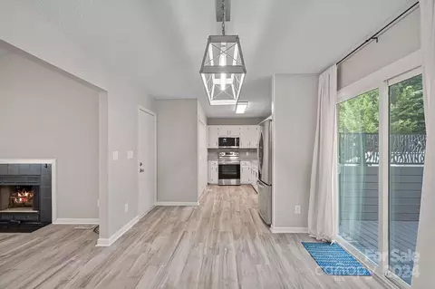 7505 Sarah Dr, Denver, NC 28037 photo 5