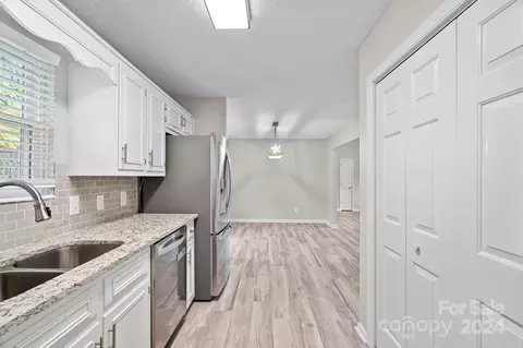 7505 Sarah Dr, Denver, NC 28037 photo 9