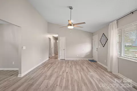 7505 Sarah Dr, Denver, NC 28037 photo 3