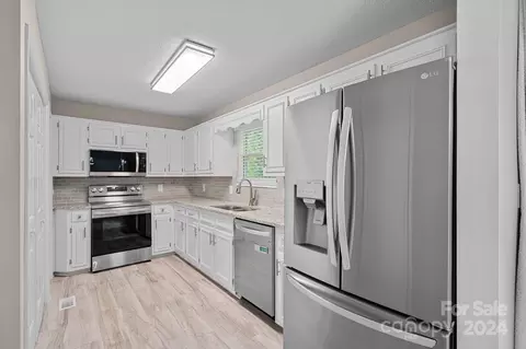 7505 Sarah Dr, Denver, NC 28037 photo 7