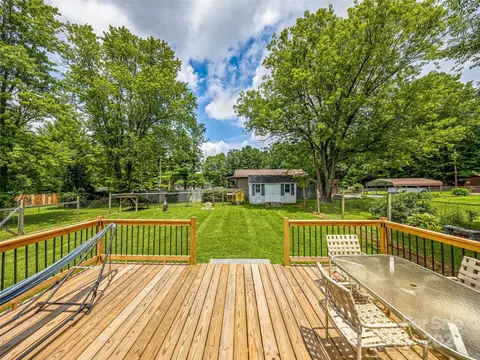 5121 Howard Gap Rd, Flat Rock, NC 28731 photo 13