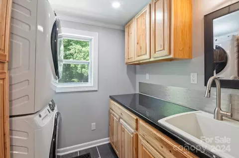 75 View St, Columbus, NC 28722 photo 11
