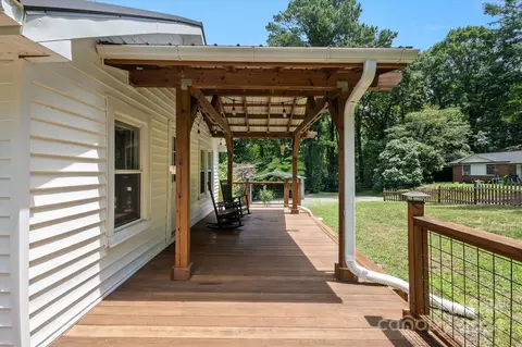 75 View St, Columbus, NC 28722 photo 9