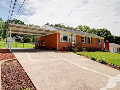 142 Eller Rd, Gastonia, NC 28056