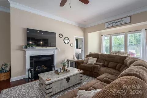 1248 Jack Pine Rd, Clover, SC 29710 photo 9