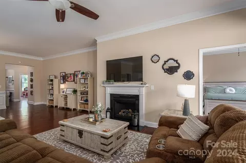 1248 Jack Pine Rd, Clover, SC 29710 photo 10