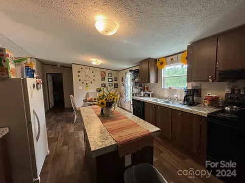 Kitchen - 280 Deerfield Estates Ln, Stony Point, NC 28678 photo 2 of 4