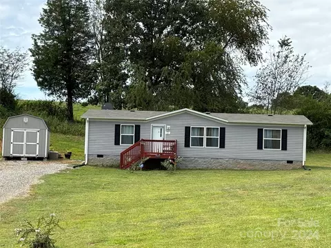 280 Deerfield Estates Ln, Stony Point, NC 28678