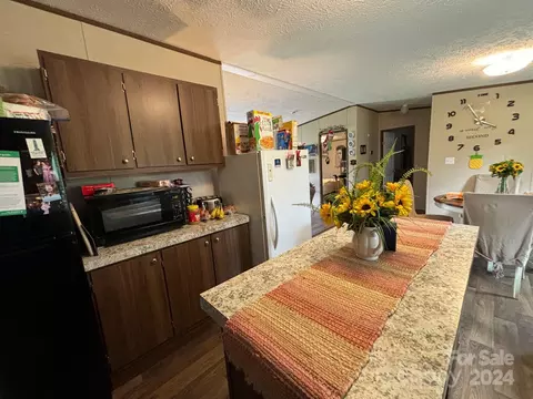 Kitchen - 280 Deerfield Estates Ln, Stony Point, NC 28678 photo 4 of 4