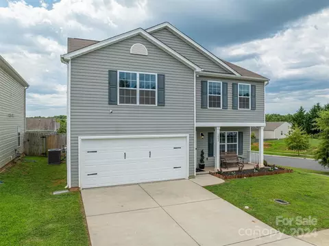 1903 Eastway Dr, Dallas, NC 28034