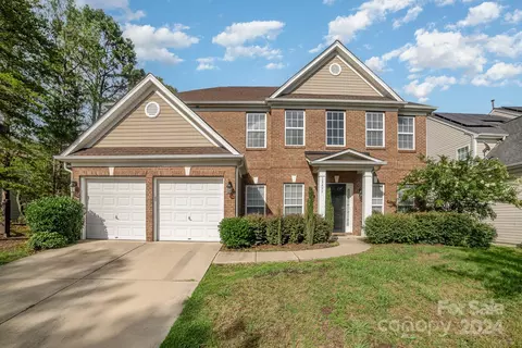 13433 Porter Creek Rd, Charlotte, NC 28262