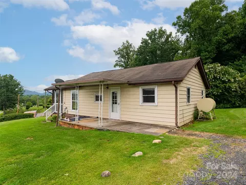 663 Alexander Rd, Alexander, NC 28701 photo 2