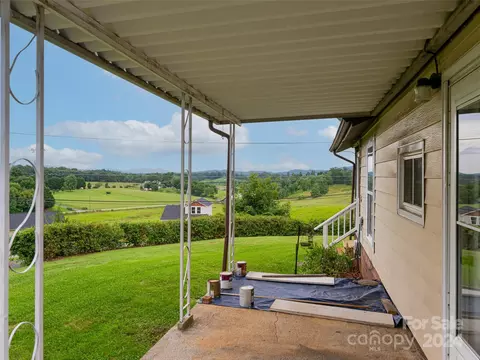 663 Alexander Rd, Alexander, NC 28701 photo 4