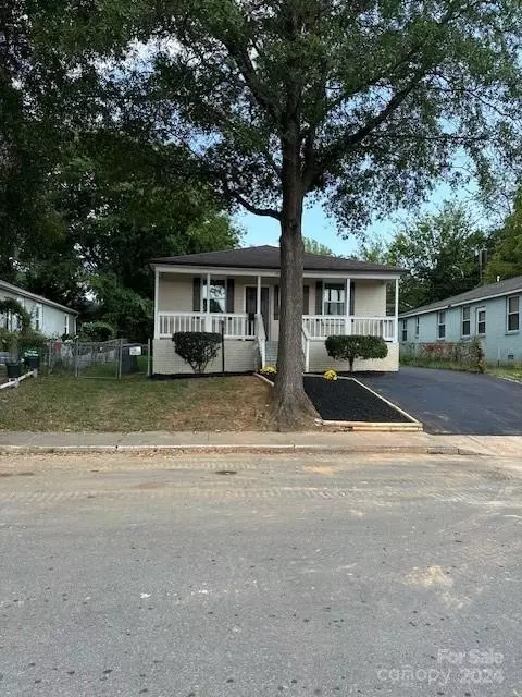 1812 Genesis Park Pl, Charlotte, NC 28206