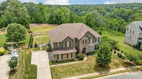 4202 Thames Cir, Fort Mill, SC 29715