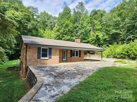3993 Mount Gilead Church Rd, Connelly Springs, NC 28612