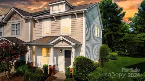 4636 Stoney Branch Dr, Charlotte, NC 28216
