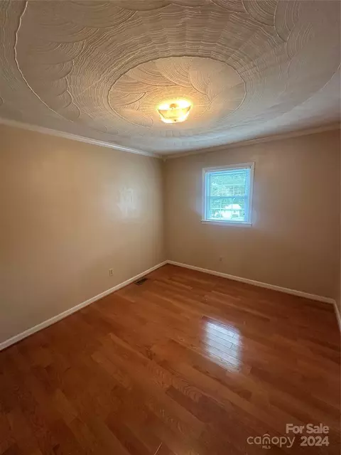 1854 Holland Dr, Conover, NC 28613 photo 8