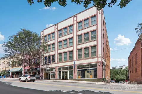 52 Biltmore 204 Ave #204, Asheville, NC 28801