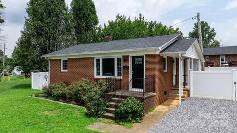 103 Christopher Ln, Morganton, NC 28655