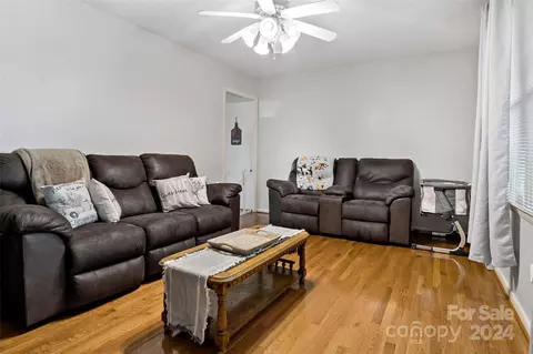 1627 Pearidge Rd, Bostic, NC 28018 photo 8