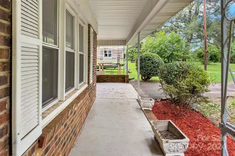 1627 Pearidge Rd, Bostic, NC 28018 photo 6