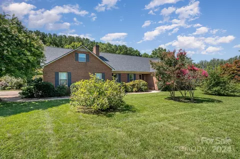 231 Scism Rd, Kings Mountain, NC 28086