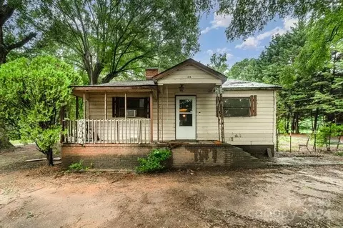 144 Ginger Ln, Mooresville, NC 28115