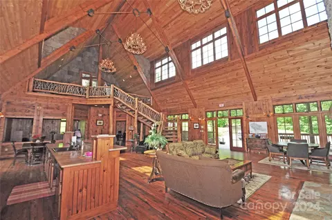 98 Fireside Trl, Marshall, NC 28753 photo 25