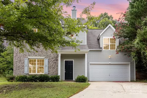 2113 Coral Berry Ln, Waxhaw, NC 28173