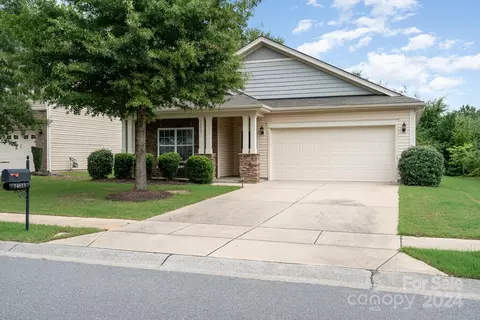 14613 Glenduff Pl, Charlotte, NC 28278