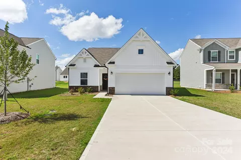 125 Crimson Dr, Pageland, SC 29728
