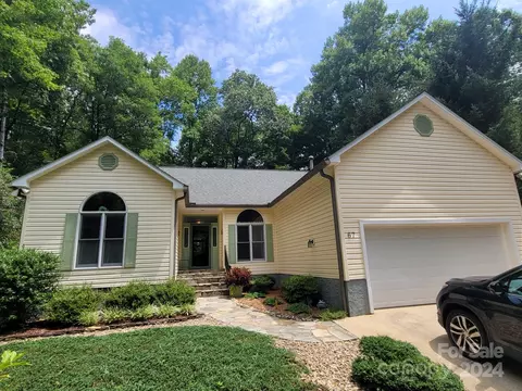 67 Autumn Glen Ct, Brevard, NC 28712