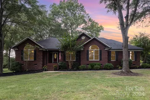 4328 Granada Sw Dr SW, Concord, NC 28027