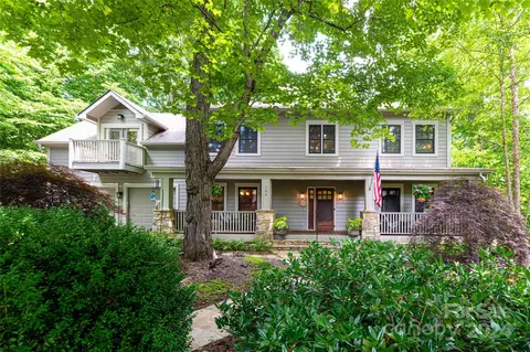 104 Donne Dr, Black Mountain, NC 28711