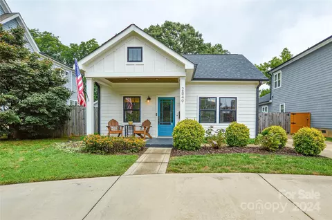 2849 Attaberry Dr, Charlotte, NC 28205