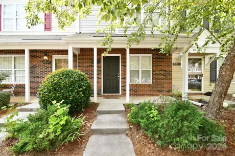 5167 Ficus Tree Ln, Charlotte, NC 28215