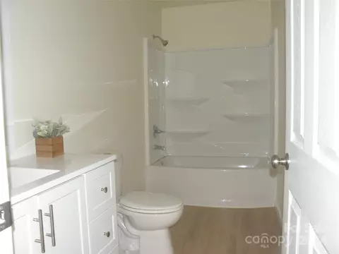 Bath - 37 Davis St, Cheraw, SC 29520 photo 1 of 2