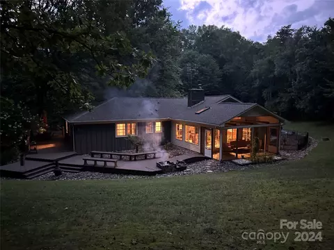 5017 Mount Olive Church Rd, Morganton, NC 28655