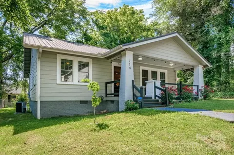 714 N Whitted St, Hendersonville, NC 28791