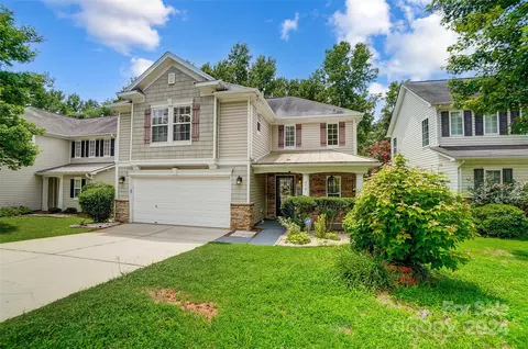 419 Tribune Dr, Charlotte, NC 28214