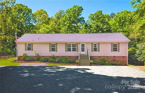 4102 Glenola Dr, Waxhaw, NC 28173