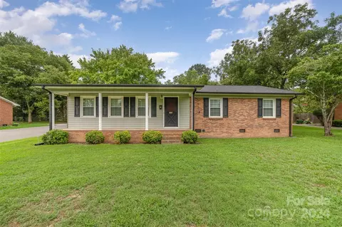 100 Clinton Ave, Clover, SC 29710