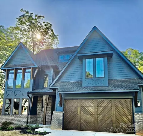 2412 Daniel St, Charlotte, NC 28205
