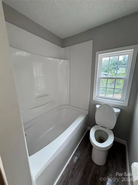 Bath - 444 Apache Path, Marion, NC 28752 photo 5 of 5